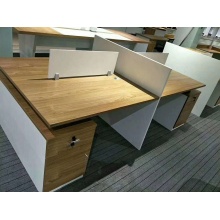 屏風工作位  WH-W034工作位  規(guī)格尺寸：歐橡+象牙白2800*2800*750（可定制）